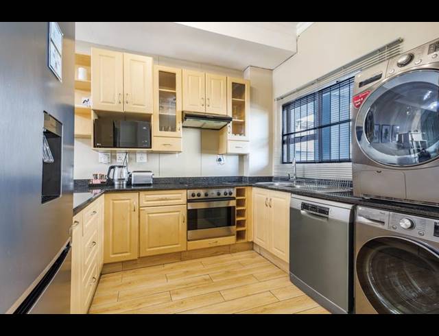 2 BEDROOM APARTMENT FOR SALE IN UMHLANGA RIDGE